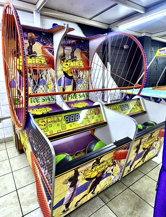 Máquina de basquete eletrônico